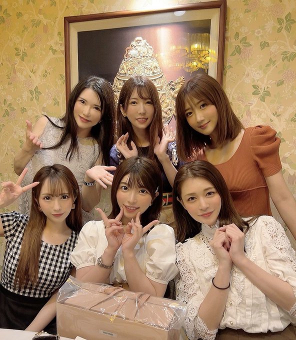あいちんロック座お疲れ様〜?
今日も可愛い??
時間あっという間だったね?
ご飯も美味しい中華でした??? https://t.co/gV9WjswLPc