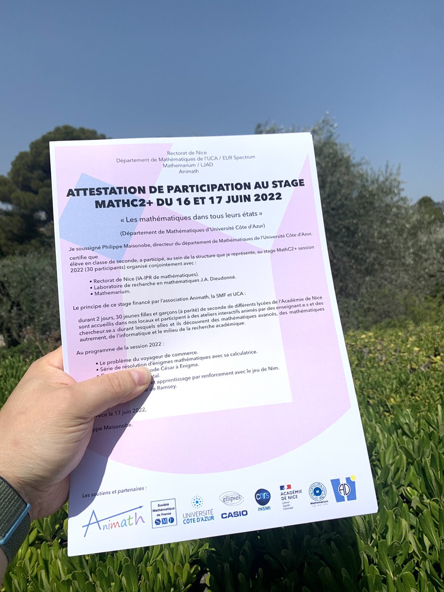 bcailhol's tweet image. Stage #MathC2+ sur @AcademieNice au labo @LjadNice qui se termine avec un moment convivial pour féliciter les élèves de leur travail. A l&apos;année prochaine ! Grand merci aux mécènes @CasioFrance @Ellipses_Off, aux professeurs et aux organisateurs @Mathemarium