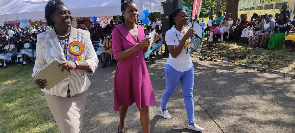 GMI_Foundation's tweet photo. ENG. Rosemary Oduor who is our Board of Trustees Chairperson joined Nakuru Girls High

School principle, Mrs Menjo, in an awarding ceremony of students who performed excellently

 in the past KCSE .

#ImpactingGenerations https://t.co/WpargiDiY7