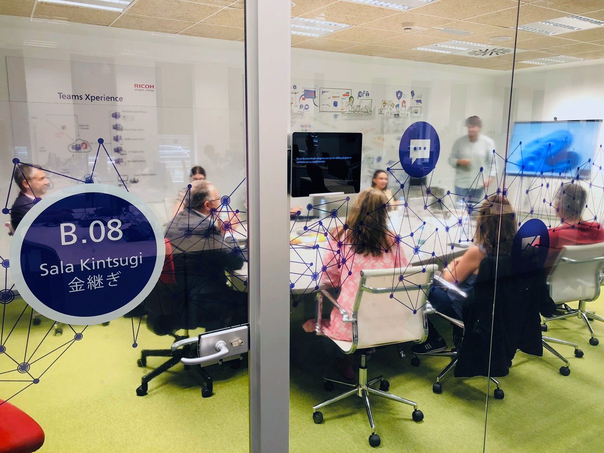 ricohspain's tweet photo. ☕️Inauguramos nuestra sala Kintsugi en Alcobendas con una sesión sobre el #TrabajoHíbrido. Un desayuno para compartir nuestra visión para liderar el cambio en el trabajo y en la que contamos con nuestro partner @MicrosoftES para una demo de Surface Hub 2S y la Smart Camera con AI https://t.co/GOvJIebs9B