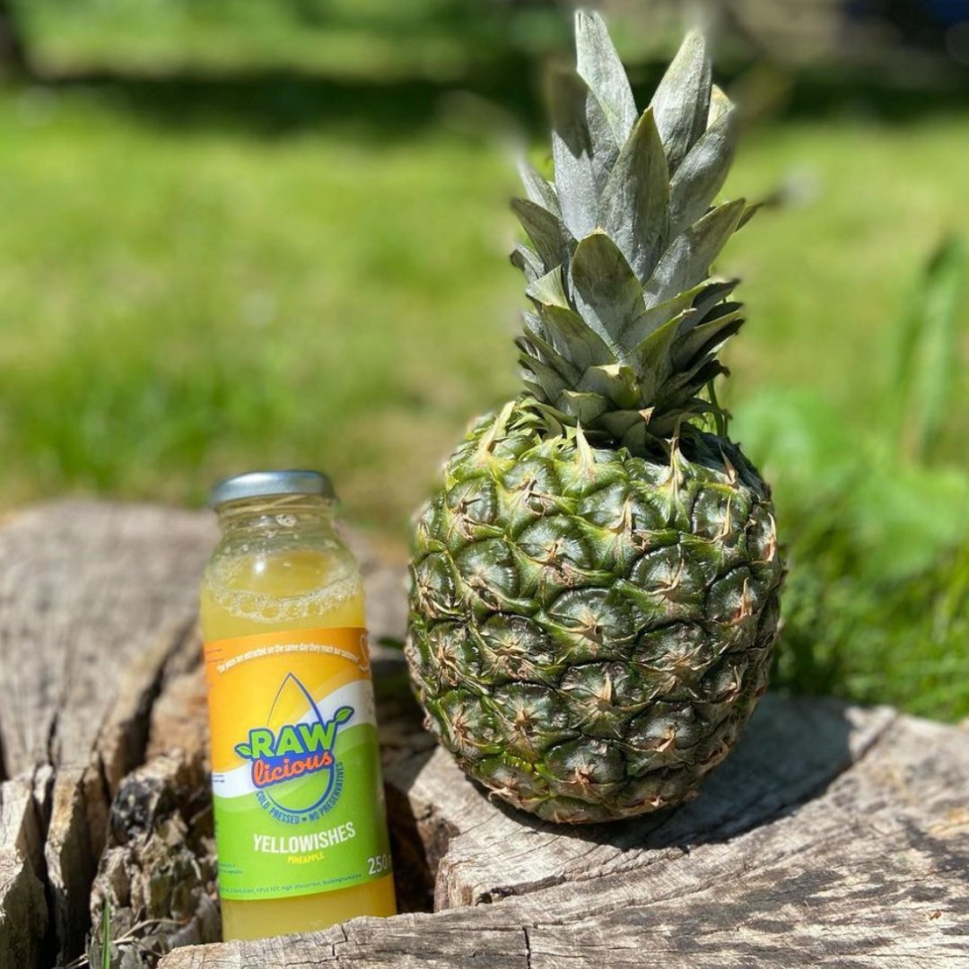 get your health kick in epsom! 🍍

we'll be returning to the market place this sunday with rawlicious in tow, providing all of the goodness of the earth!

⏰ 26th june, 10:30am - 3:30pm
🤍 ethicalveganevents.co.uk/market-info