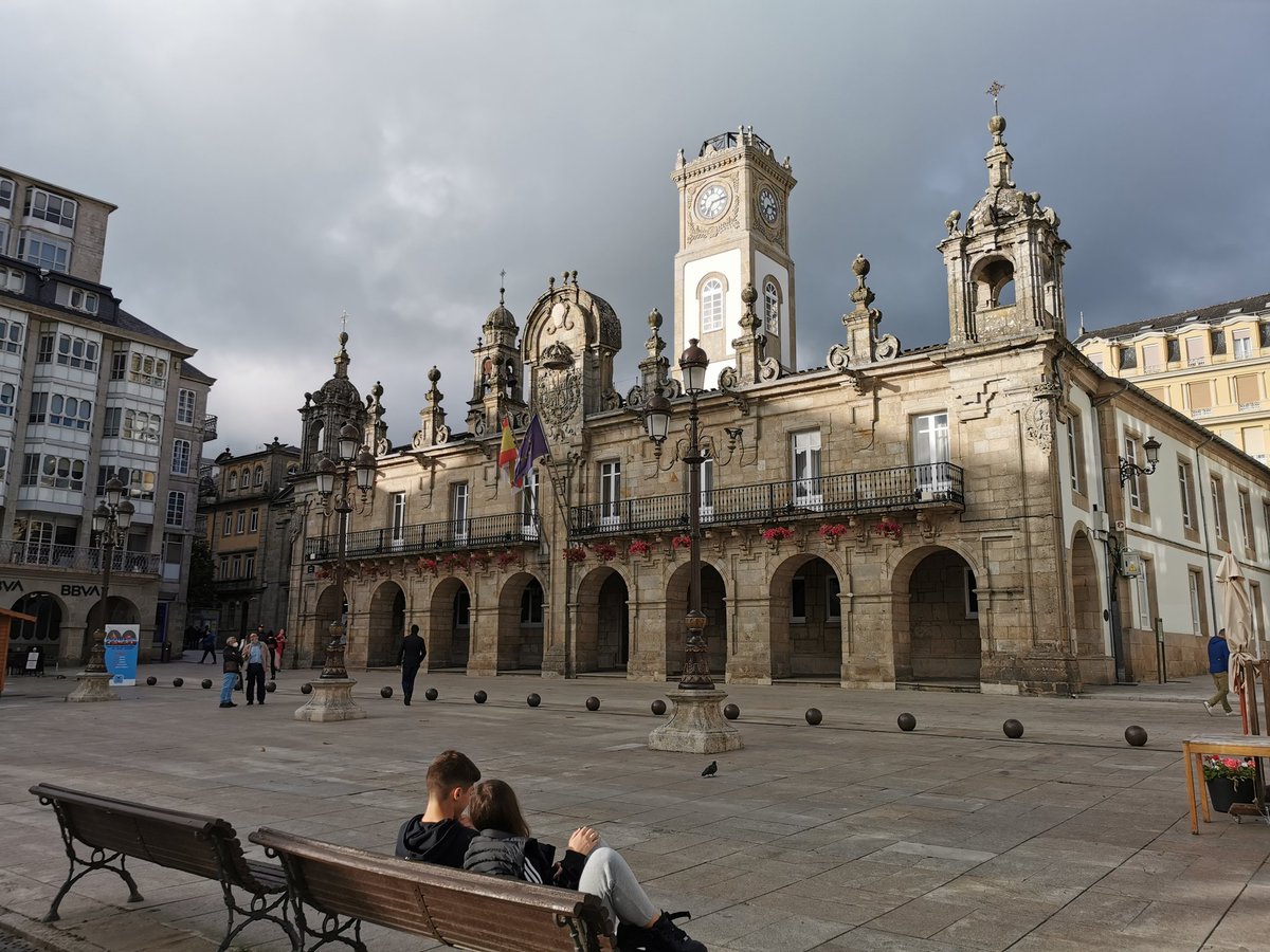 premiere_eu's tweet photo. #SCAR #AKIS meeting in #Lugo, Spain: Opening presentation by Elena about the #CECRA training for Galician advisors who were very keen to join courses. "Why was it so successful?" asks Eelke Wielinga @i2connect_EU.
"It was the interaction and networking the related practices".😊 https://t.co/3Lp7ymB0o6