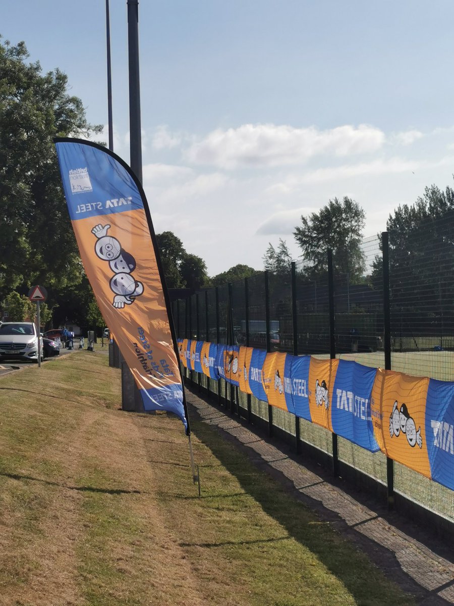 Great to have Tata Kids of Steel back in Mold <a href="/BritTri/">British Triathlon</a> @WelshTriathlon <a href="/AliBrownleetri/">Alistair Brownlee</a> <a href="/jonny_brownlee/">Jonathan Brownlee</a>