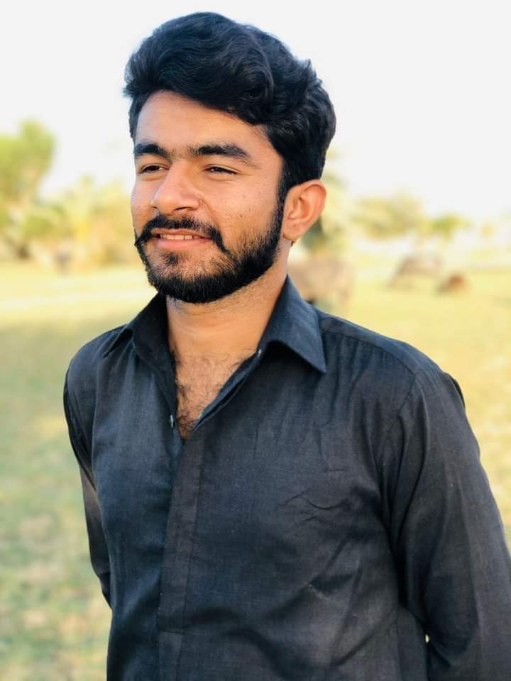 aqshar56's tweet photo. شاگردوں کی قتل کو خودکشی کا رنگ دینا کہاں سے سیکھا ہے؟؟؟؟؟
#JusticeforAshfaqueshar https://t.co/4VQIDXAwdz