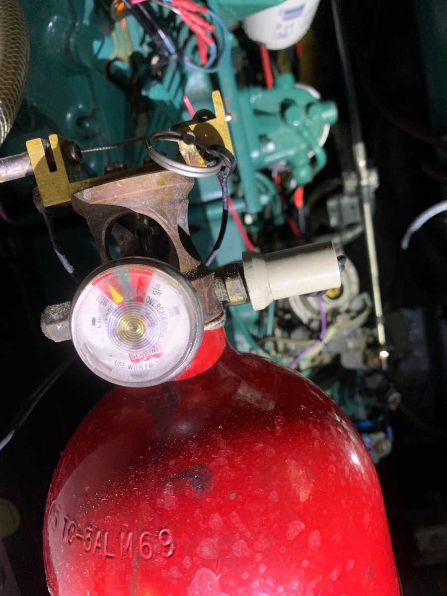 marinecloudltd's tweet photo. Simply regular checks will avoid situations like this. On a busy vessel allow Marine Cloud to notify you when items needs attention.. https://t.co/6fuL5e4z18