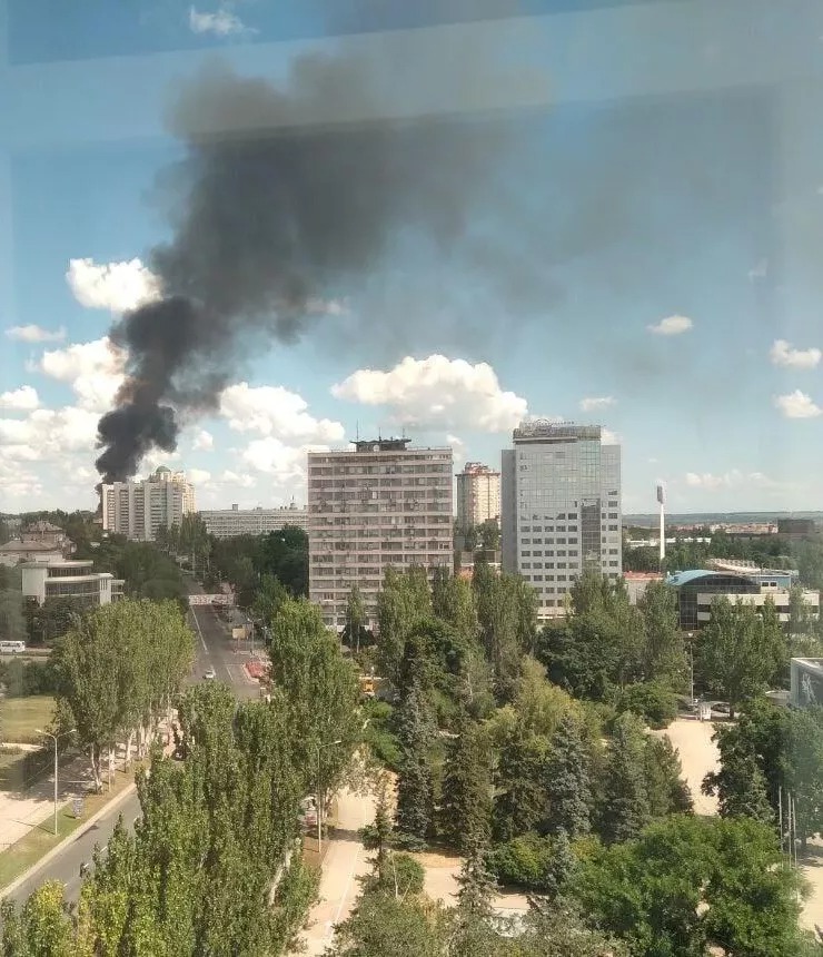 сейчас идет обстрел донецка