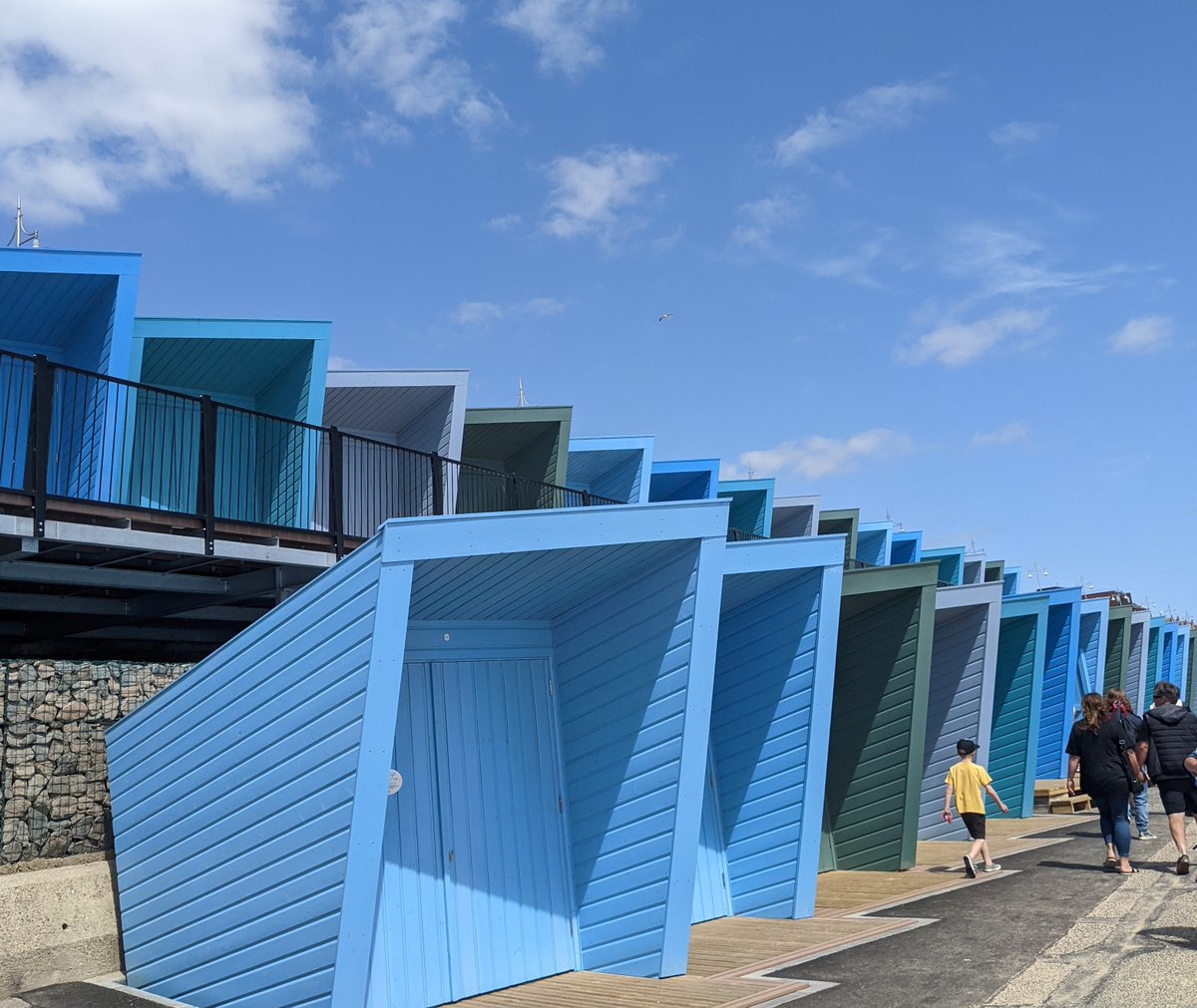 lowestofthaz's tweet photo. It was great to see the new beach huts at First Light Festival at the weekend! 😍
#BeachHuts #TheLeadingLight #Lowestoft 
@EastSuffolk @ThinkLowestoft https://t.co/9G1QwO5XVj