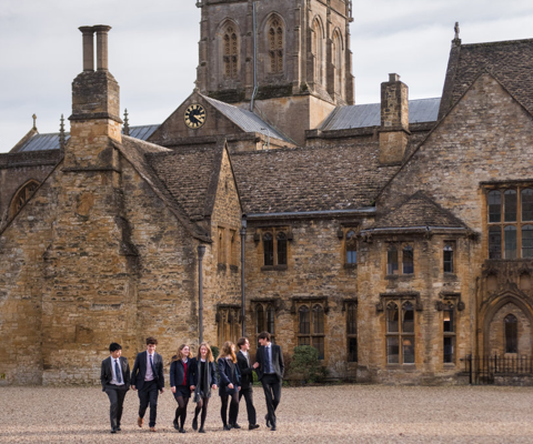 FutureFacingMA's tweet photo. 5 Keynote, 1 Keynote Seminar and 20+ Workshops on Marketing &amp; Admissions for Independent and International schools - book now for the 'Future Facing' Conference 2022 at Sherborne School, see: https://t.co/LRqO11ebqA #FFMA22 #ISC_schools #EARCOS #COBIS #CIS #AMCIS2022 #CISCSchools https://t.co/fxLV7Zu48G