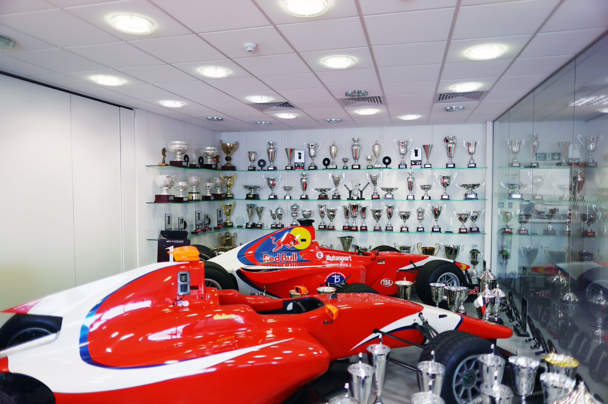 Young Racing Driver Academy tweet media