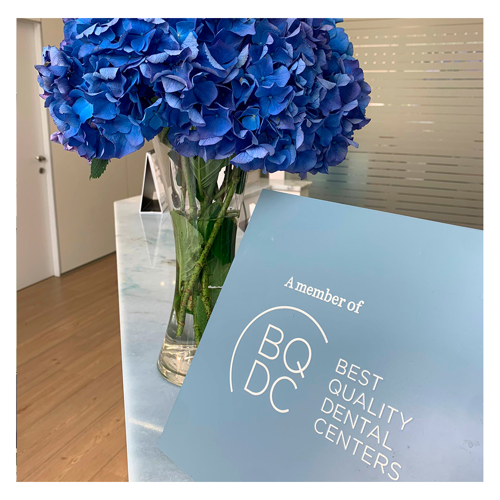 Con este precioso ramo de hortensias azules empezamos la semana. ¡Feliz lunes! 🤩

#clinicadental #cuidadodental #periodoncia #dentistas #odontología #odontologíapreventiva #odontologíaporamor #odontologíaespecializada #burgos #dentist #nuñogil