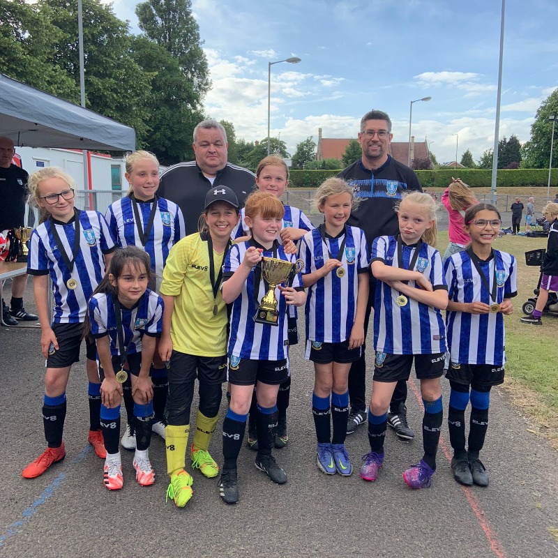 🏆 SUMMER SILVERWARE ☀️

Massive congrats to our U11s who won the U12s category at the Forest Town tournament over the weekend! Love it!! ❤️

A big well done to our other teams playing across the region this past weekend as well! 🔵⚪ 🦉

#OneTeam #WAWAW #ProudToBeOwls