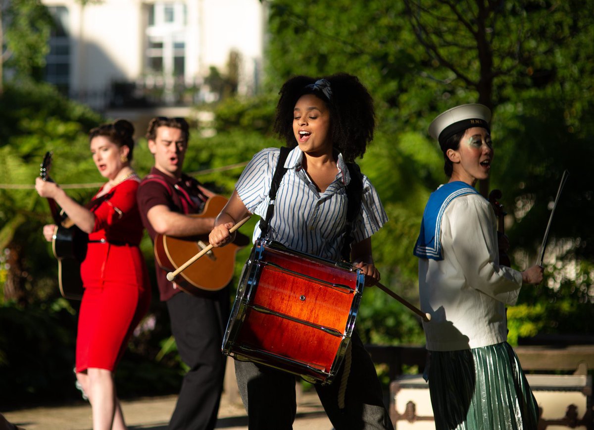 West End Best Friend tweet media