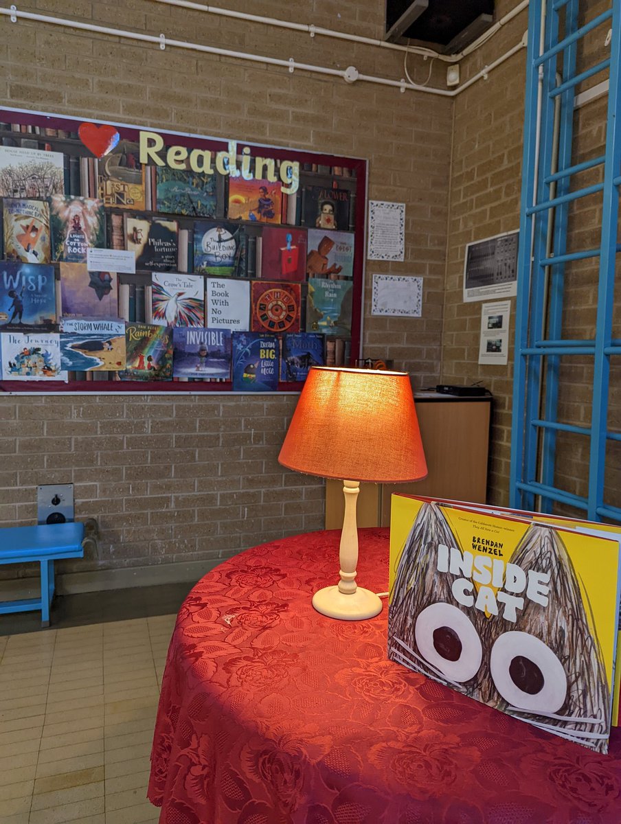 HTPhilRobertson's tweet image. Today's #ReadingAssembly book is the brilliant #InsideCat by @BRENDAN_WENZEL