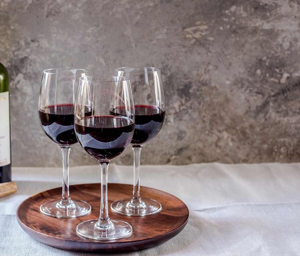 Join us for the next of our monthly #winetasting #events with <a href="/SearcysLondon/">Searcys</a>, taking place this Thursday in our Champagne Bar! 🍷 We're teaming up with our friends from <a href="/JascotsWine/">Jascots Wine</a> for a Chilean wine tasting with empanadas.

𝐁𝐨𝐨𝐤 𝐧𝐨𝐰 ➡️ buff.ly/3b0Nyyc