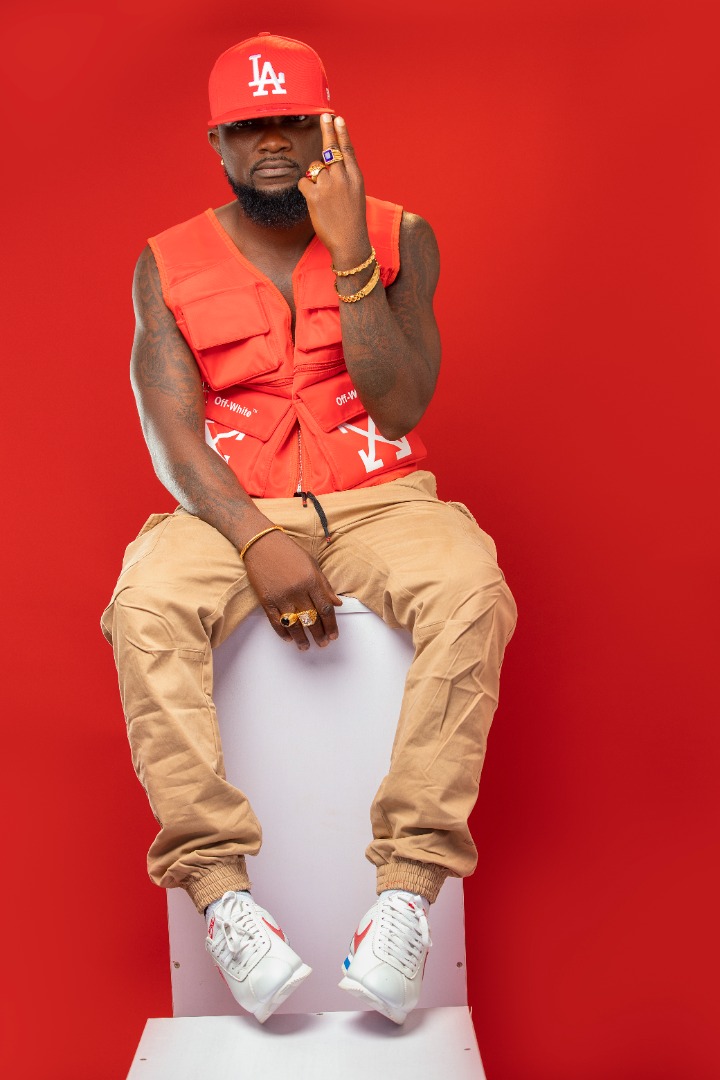 shugauptown's tweet photo. Get my new song #MINDHOT on all available music stores  https://t.co/cVWv64wqMy https://t.co/q8tUF3TZaD