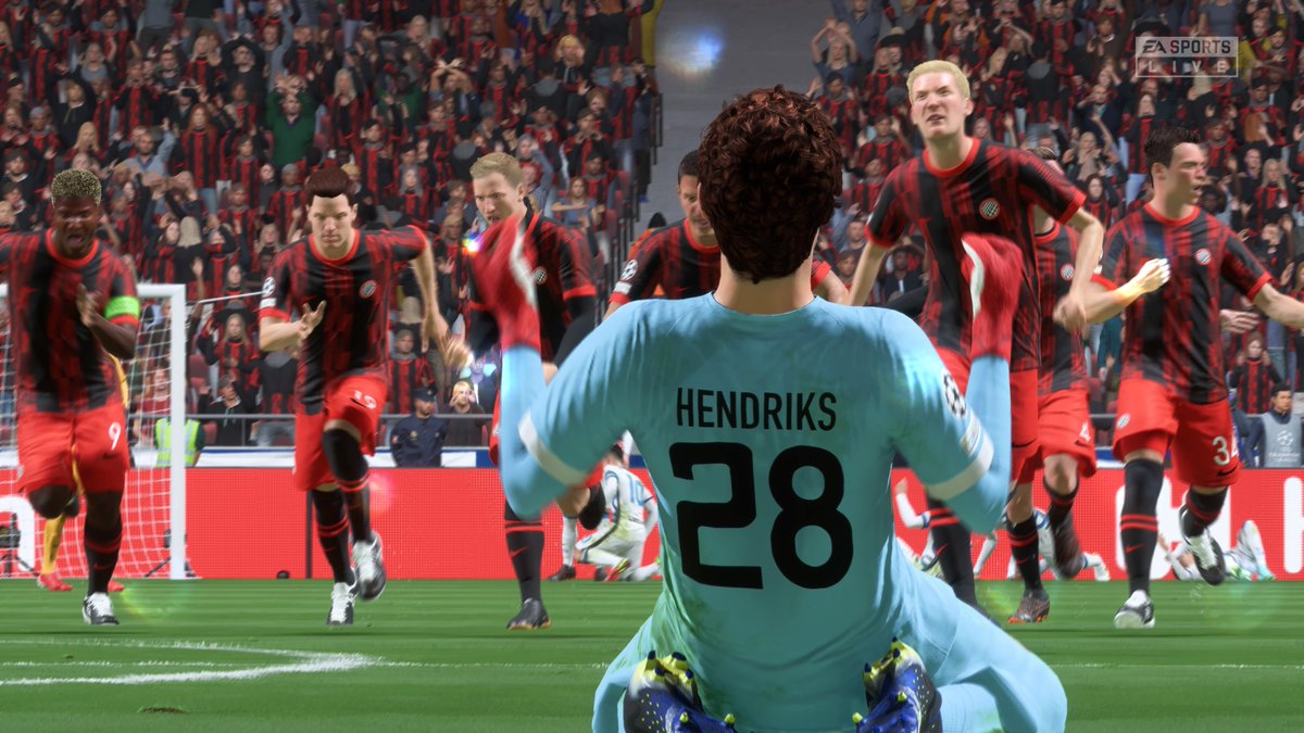 DresdnerSC_FIFA's tweet photo. Meister Europas 2025 ❤️🖤 https://t.co/kFsBeYERtr