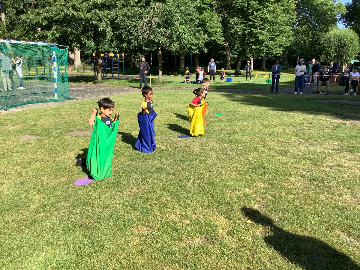 BSNJSV's tweet photo. A fantastic start to our @BSNJSV week of Sports Events. #JSVF2 were all brilliant! Thank you parents for joining us too https://t.co/OFhdOfuHX6