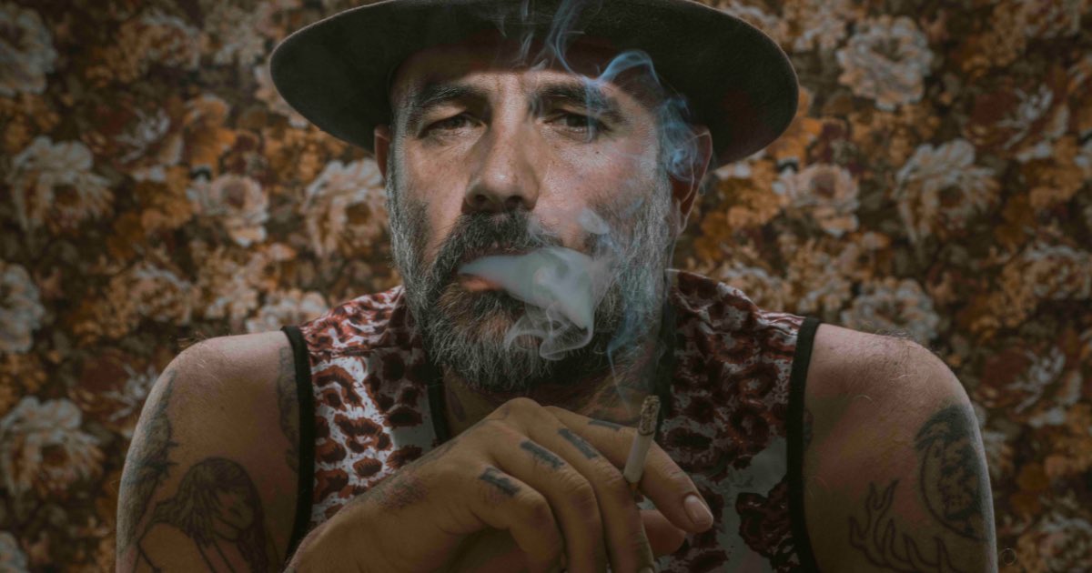 texxandthecity's tweet image. Frans Karoo gives God the third degree in his debut single and video #OGod: bit.ly/3xHO77B