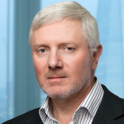 HertsFutures's tweet photo. The scale of the global ambition for life sciences and the clear vision for the future is evidenced in today’s hugely exciting programme at #PING22 - our Chair and LEP Network Chair Mark Bretton speaking at the #PING22 conference today  @VWVPlus https://t.co/aUL5uR4ayU