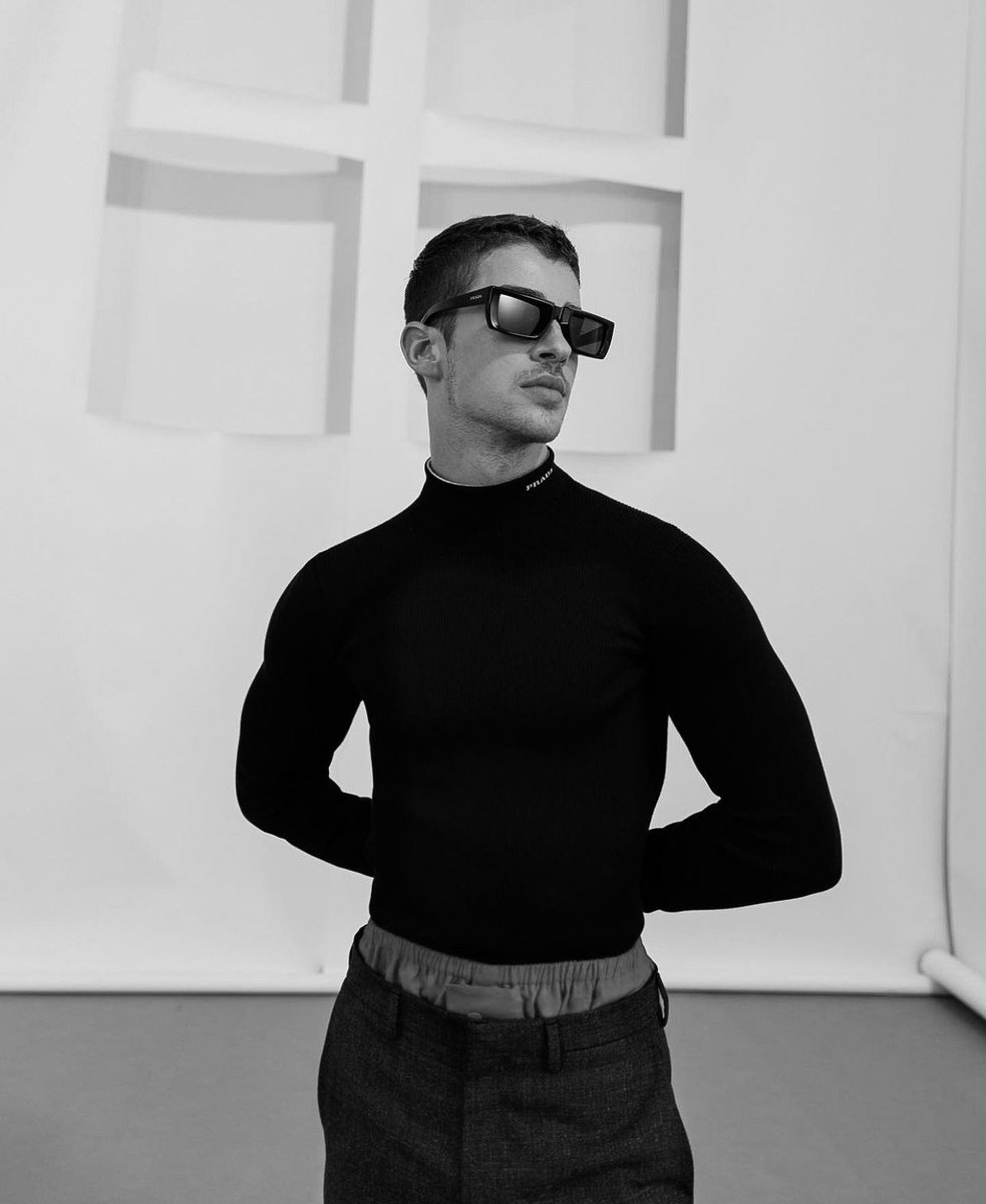 me falta la máscara para convertirme en un nuevo superhéroe.