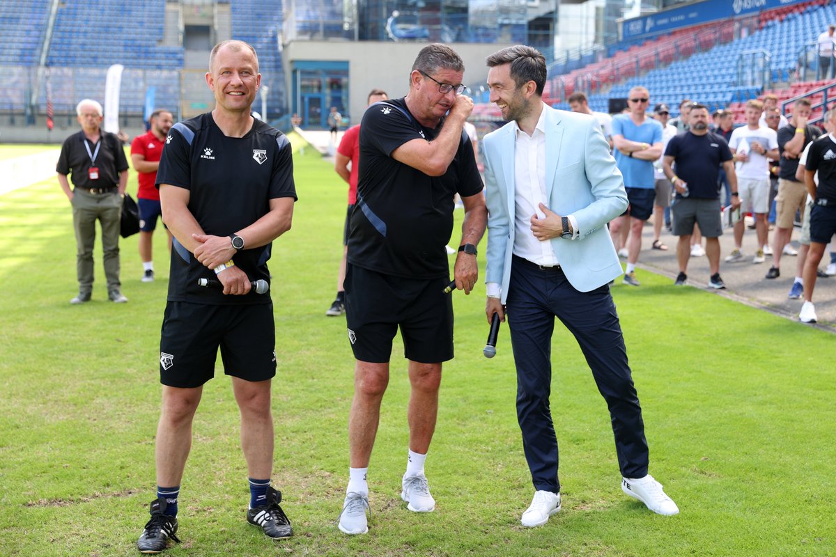 filip_surma's tweet photo. III Kongres #allaboutfootball, 2 dni teorii i praktyki: Coaching, Neuronauka, Indywidualizacja, Safeguarding, Constraining: @WatfordFCAcad , #JimmyGilligan, @sallyneed3, @PStewy103 , @JacekPobiedzin1 , @Pavfunball #RichardJohnson #ColinRead. Brawo @TomaszZabielsk za organizację👏 https://t.co/ybAoBpJxkb