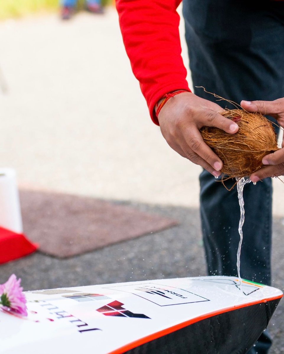 MahindraRacing's tweet photo. Before the new M9Electro left our test facility for the first time, we held a traditional Hindu Pooja to cleanse the car and bond it with the driver.

Let us know below if you do this. And share your photos! 🥥🌸🍋 https://t.co/ddDCbXrvwF
