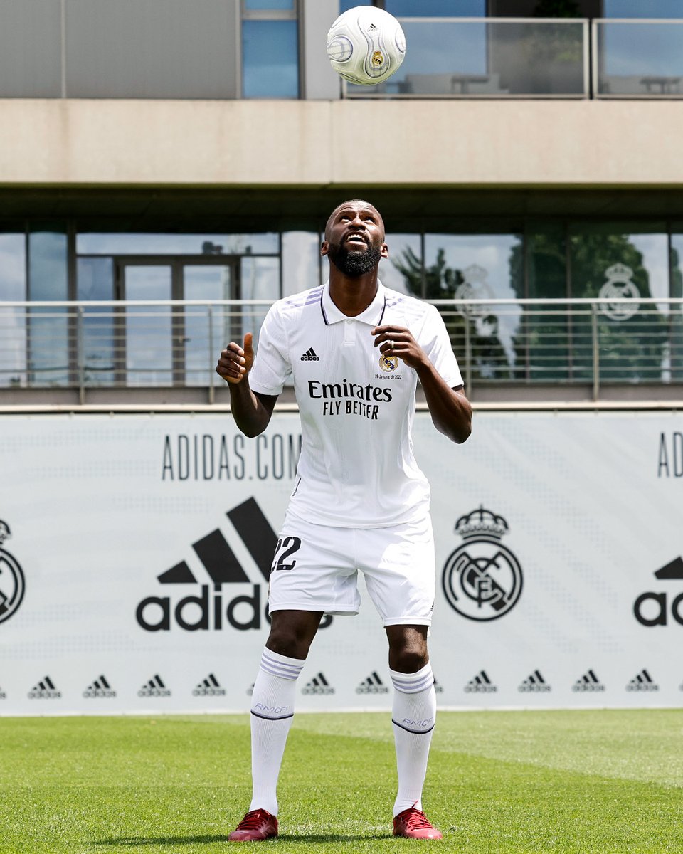 realmadrid's tweet photo. ⚽
🆙 
@ToniRuediger | #WelcomeRüdiger https://t.co/Ow11b0rUWO