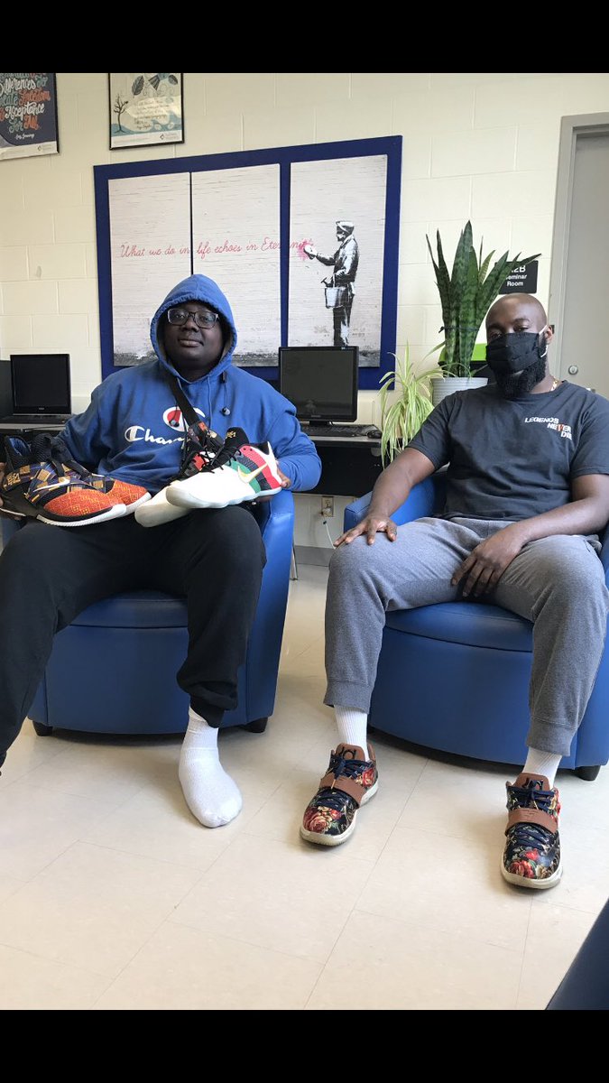 Scott Teskey (@teskeyscott) on Twitter photo Mr Adusei hooked up one of Swood’s finest @joeltheswervo with a few size 17.5s Nikes. What a guy! Smiles all around <a href="/Team_Sabres/">Sandalwood Heights SS Athletics</a> <a href="/SandalwoodH_SS/">Sandalwood HeightsSS</a> Mr Adusei hooked up one of Swood’s finest @joeltheswervo with a few size 17.5s Nikes. What a guy! Smiles all around <a href="/Team_Sabres/">Sandalwood Heights SS Athletics</a> <a href="/SandalwoodH_SS/">Sandalwood HeightsSS</a>