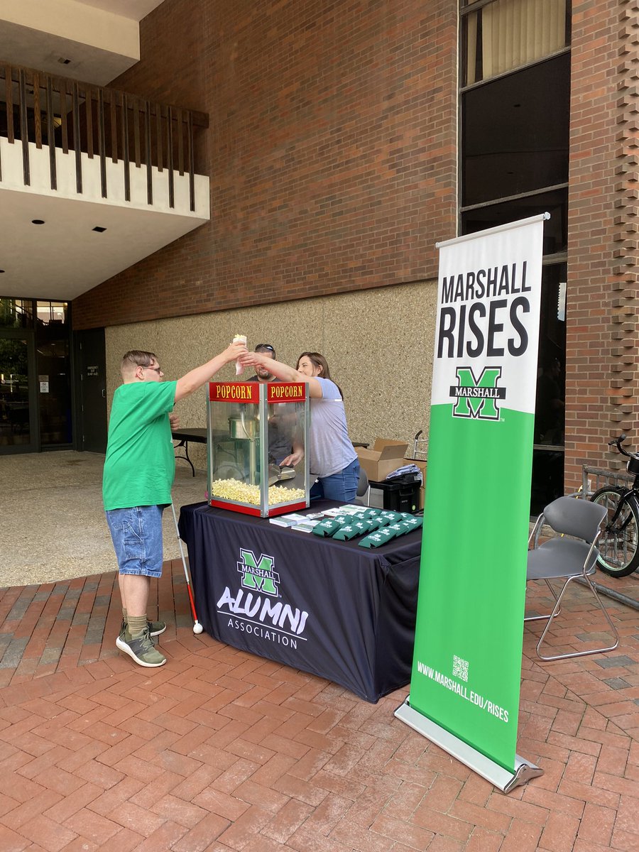 formarshallu's tweet photo. We are on the Memorial Student Center plaza serving up popcorn as you check in for Community Cares Week. #MarshallUFamily #CommunityCaresWeek https://t.co/ynzQ0djZQL