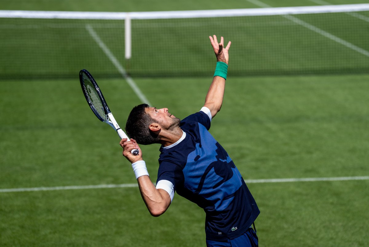 Wimbledon's tweet photo. Six-time champion sighting 🧐

#Wimbledon https://t.co/uge6aNaN2u