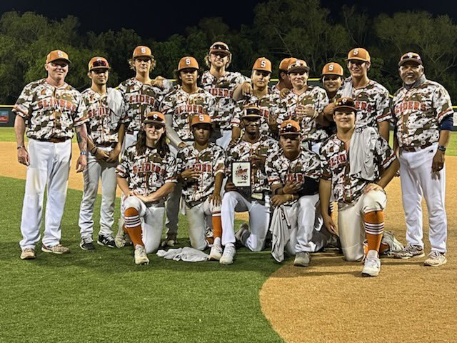 Congratulations to 18U Bankston on winning their second straight tournament to open the summer. 👊👊