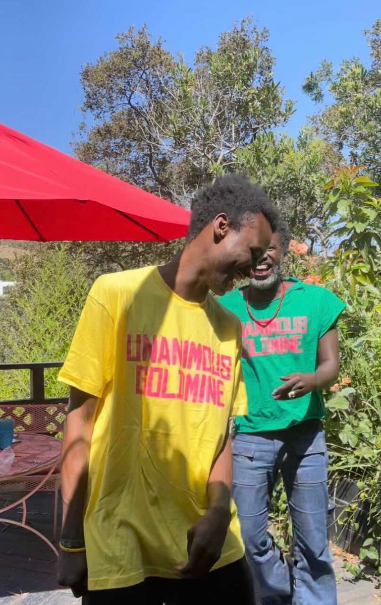 okpshop's tweet photo. .@saulwilliams & @rawestarxuly in our Neptune Frost merch βοΈ
grab yours at: https://t.co/Wkc4UuAzcs
#NEPTUNEFROST #NEPTUNEFROSTmovie #SaulWilliams #AnisiaUzeyman #okayplayer #okayplayershop #okp #okpshop #okayshop #exclusive #apparel #scifi #punkscifi #movie #theater #theatres https://t.co/U04wSvlNBG