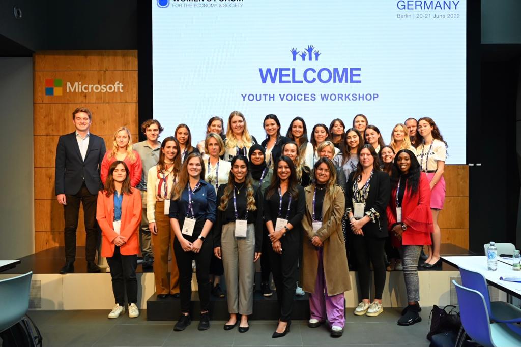 Womens_Forum's tweet photo. We had some really interesting exchanges - We are so proud of the next generation and their ideas on the future of feminist diplomacy, climate, gender biases, future of work &amp; health. #WFYouthVoices
Looking forward to see them tomorrow to present their pitches at #WFGermany2022🙌 https://t.co/4DjZsMrpcT