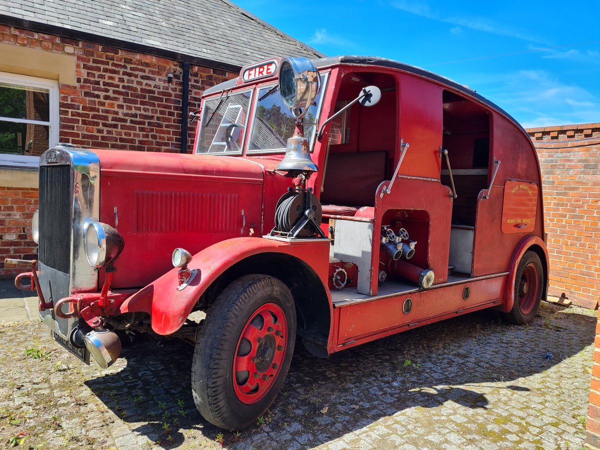 pparkmuseum's tweet photo. Our Collections team treated our 1930s Leyland #fireengine to a spruce up this week, in preparation for it to be shown at the Vintage Fire Engine Rally this weekend! It worked for both Thornaby Fire Brigade and Head Wrightson &amp; Co. in Teesdale. 
#classicvehicle #vintagefireengine https://t.co/djIgWVgu6o