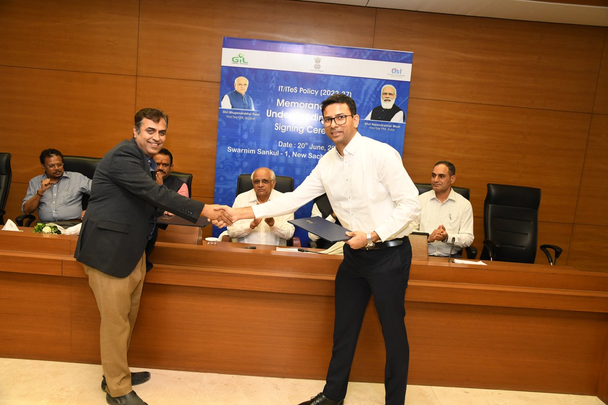 CMO Gujarat tweet media