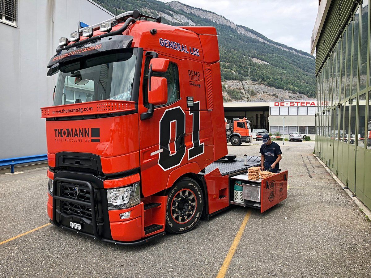 WbyWiff's tweet photo. Faith moves mountains, but I prefer dynamite. 🔥
#paixão #love #Online #tvtime #afternoonvibes #Days #Bomdia #BomDiaBrasil #wbywiff #MotivationMonday #mondey #TVWeekLogies #TruckDrivers #TruckProtest #Videogame https://t.co/OSFa8SmC3c
