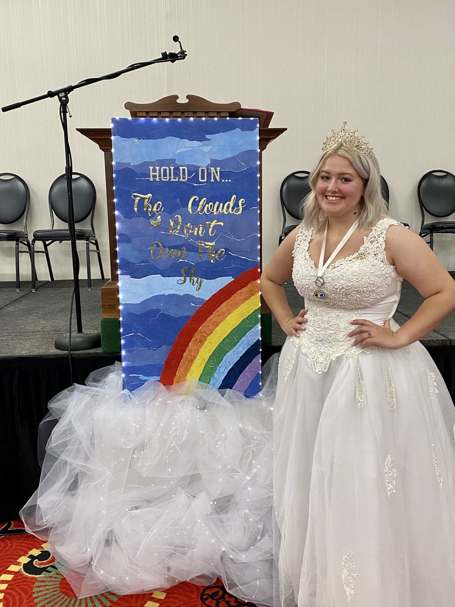 jenicars11's tweet photo. I have the honor of presenting Kaitlyn Carstensen, Grand Worthy Advisor of the Grand Jurisdiction of Iowa, International Order of the Rainbow for Girls 2022-2023. #gorainbow #IORG #masonicfamily https://t.co/usLK79klcU