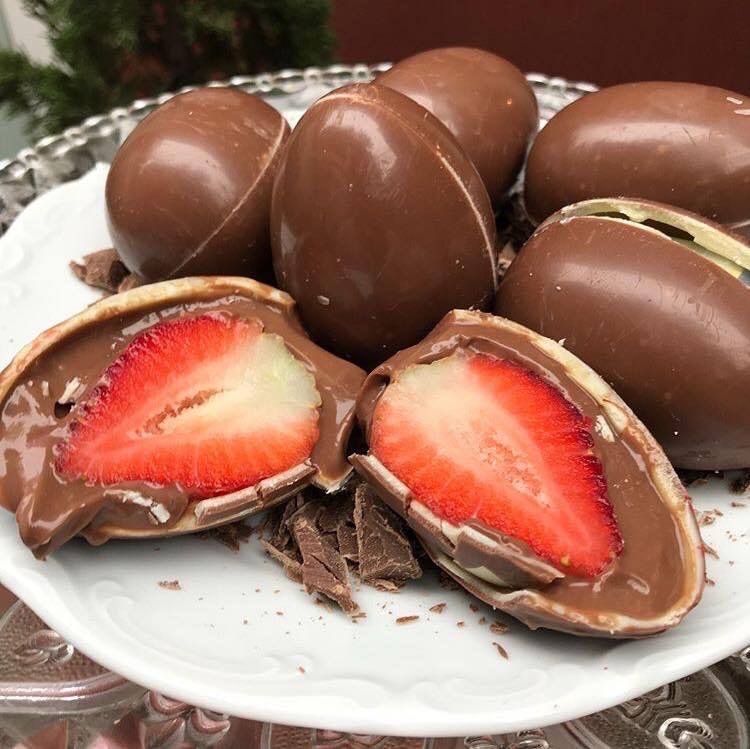 imemetendo's tweet photo. Menciona alguien, si no responde en 3minutos te debe unas fresas con chocolates🤯🤯 https://t.co/5Gd9kFMr13