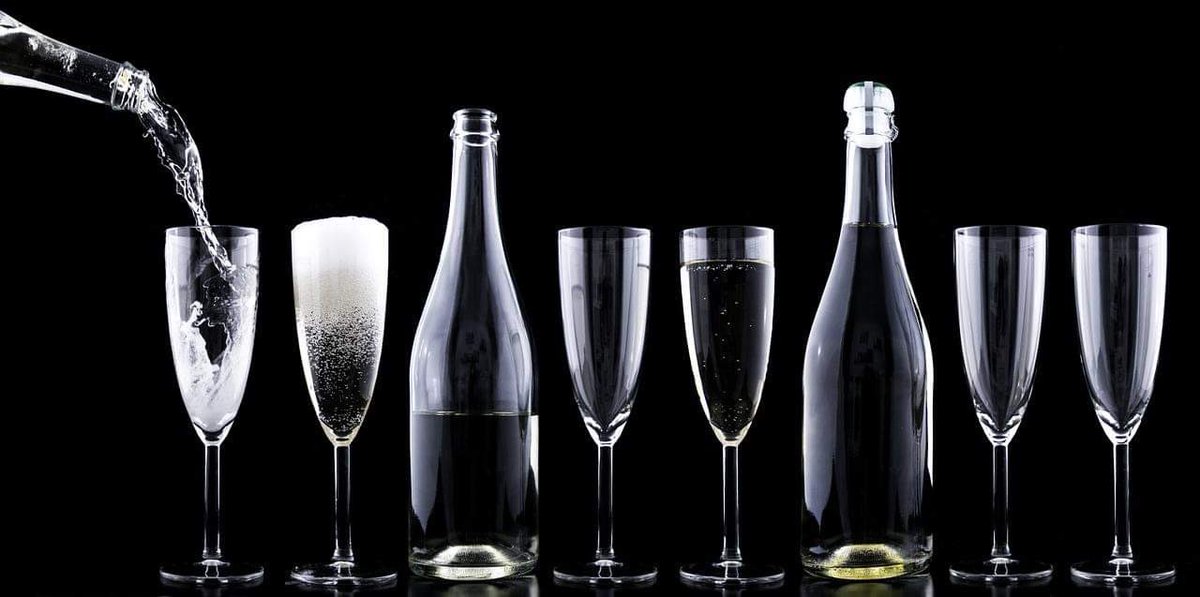 mediji_me's tweet photo. Sagovornik #PRIME redakcije se nakon 30 godina uspješno oporavlja od bolesti zavisnosti od alkohola. 

U početku je alkohol koristio da savlada anksioznost, da bi kasnije postao potpuno zavistan i nefunkcionalan bez njega.

🔗 https://t.co/3PzE336QUw https://t.co/ecg92EDuD3