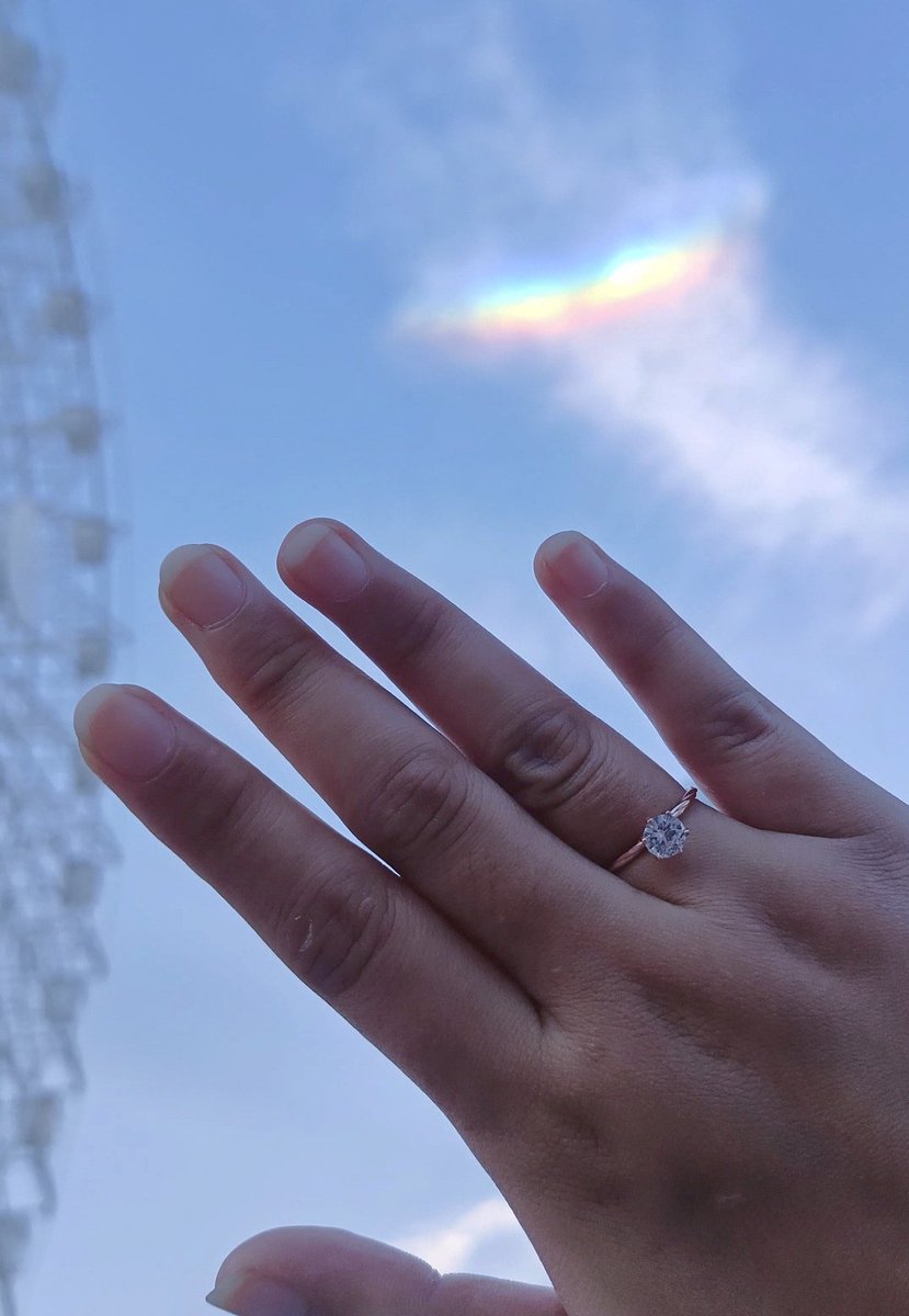 misstheerious's tweet photo. At the top of Pampanga Eye 🎡 which is the tallest and biggest ferris wheel in PH 🇵🇭 , he gave me this ring 💍 in one of the closest place in the sky☁️. And right after we went down, there's a rainbow 🌈 amidst of a very hot weather. https://t.co/Z4hjuktljB