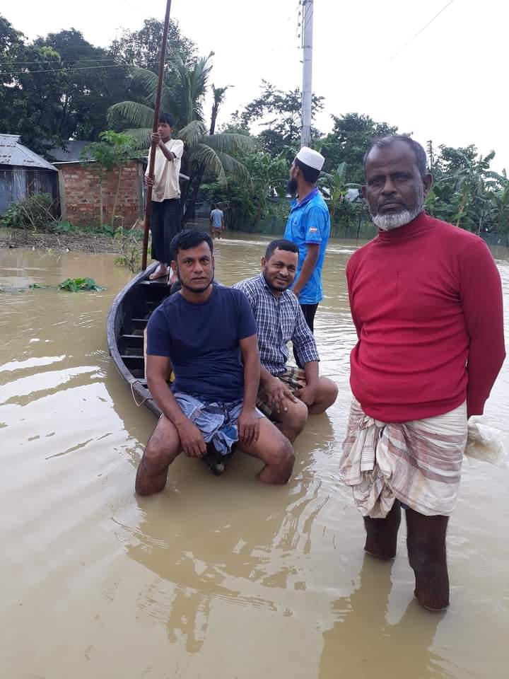 আমাদের গামে বনার পানি