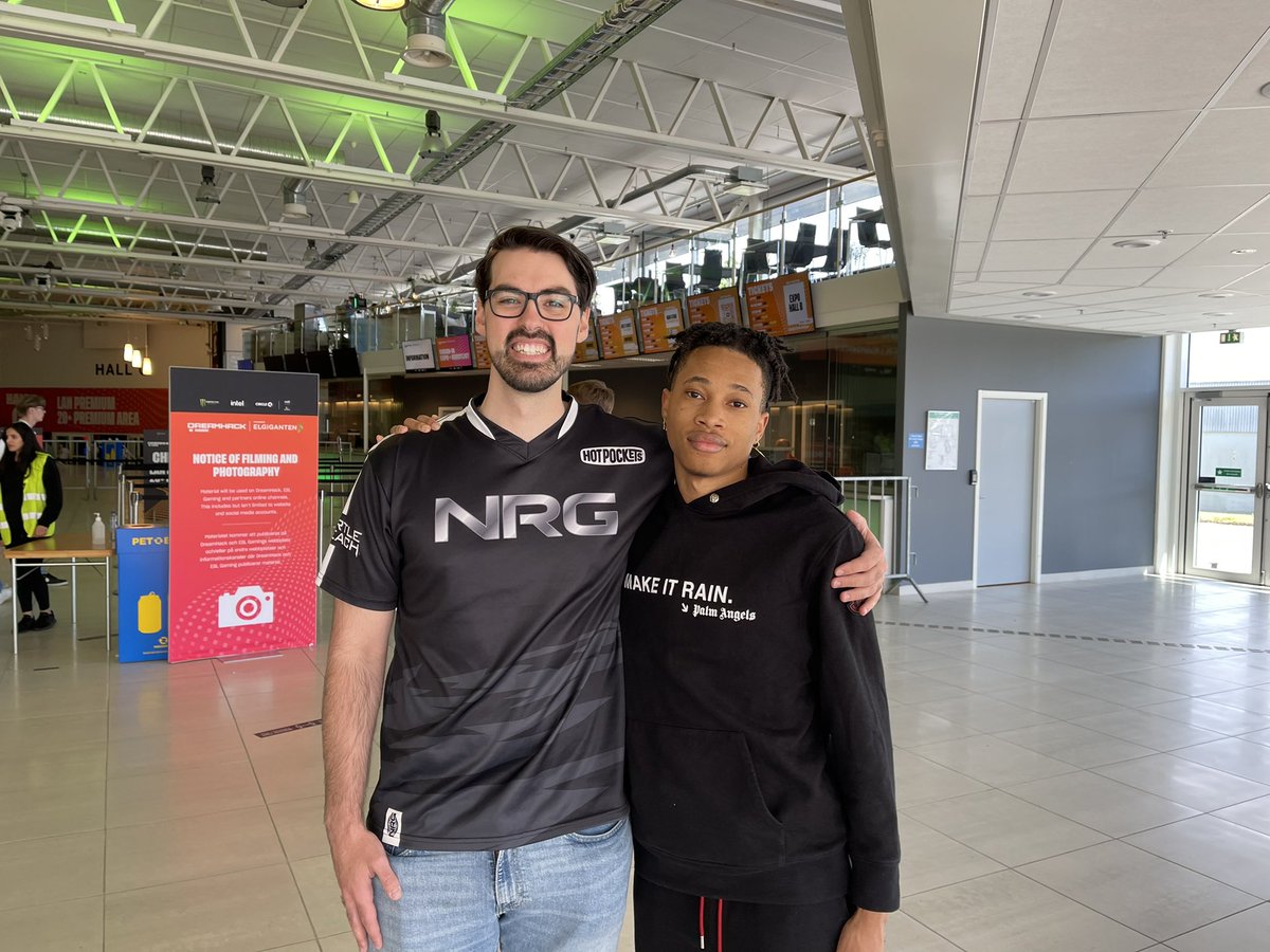 Cryp_VI's tweet image. Got to meet the one and only @AussieAntics