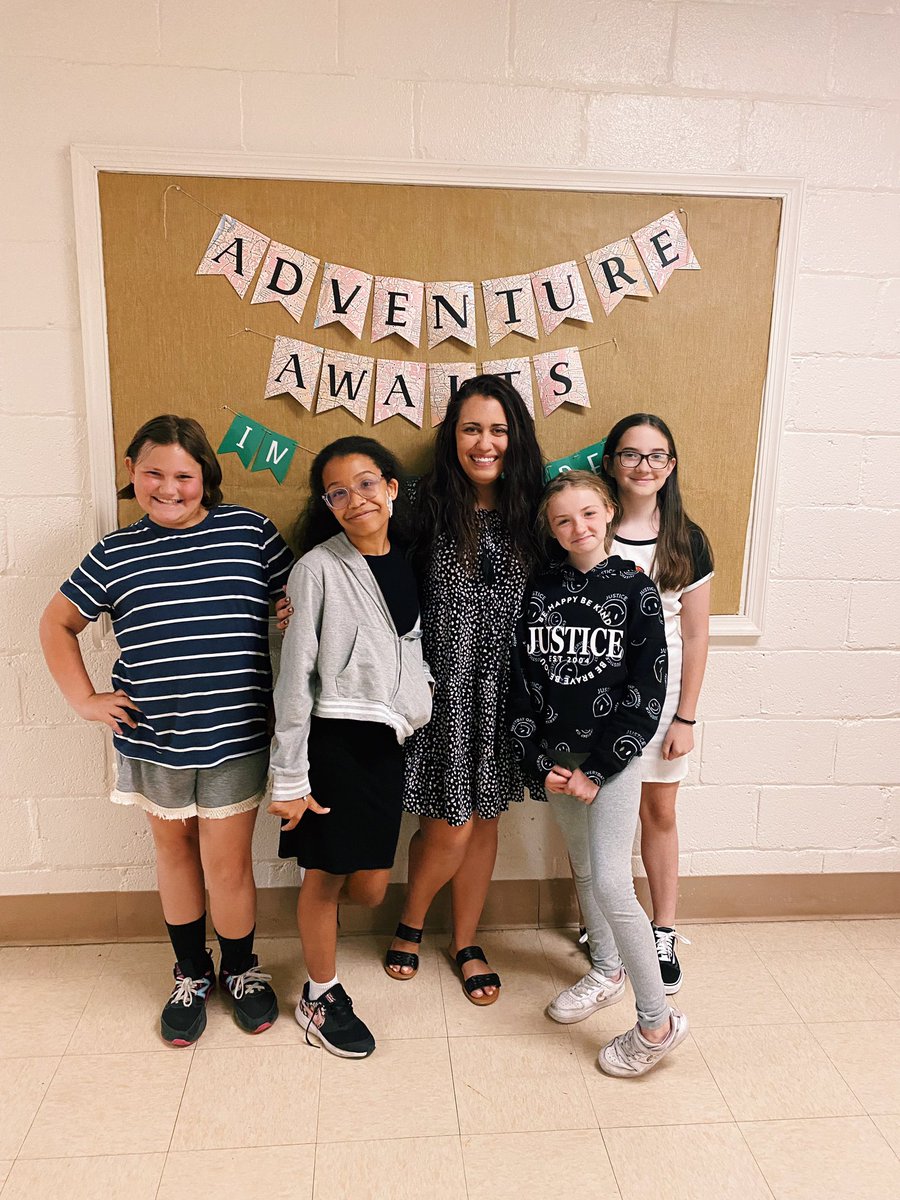 domenus1st's tweet photo. Kindergarten ➡️ 4th Grade! 😭💕 

Clapping out another group of my favorite humans today. It is so bittersweet. I can’t wait to see what they accomplish in middle school next year! https://t.co/ZsRjATaqZz