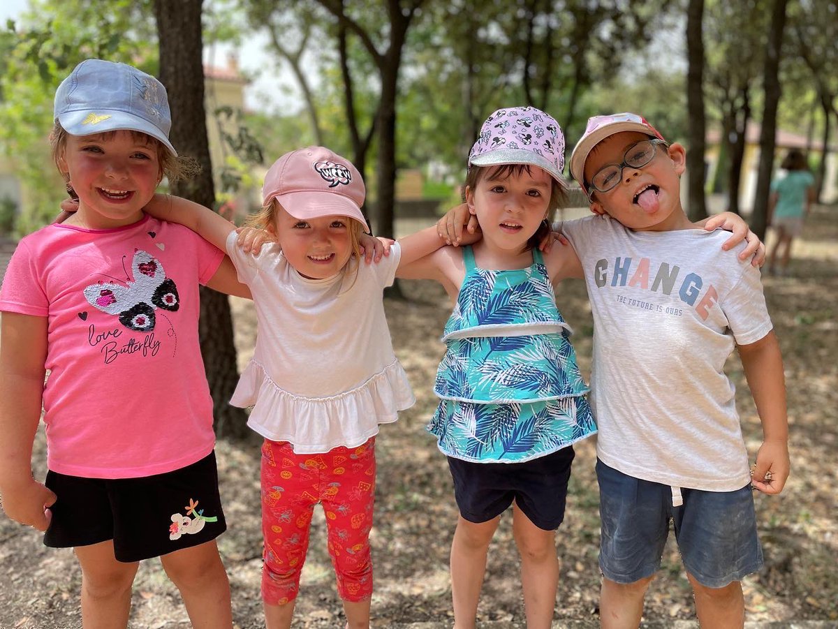 VedrunaTona's tweet photo. D’EXCURSIÓ PEL POBLE! 🌲

Avui els nens i nenes d’Educació Infantil han gaudit d’una sortida de final de curs pel poble.

Quin dia més bonic jugant pels parcs de Tona!

#InfantilEVT #FinalCurs #excursió #intensament https://t.co/wL9V2rmV9s