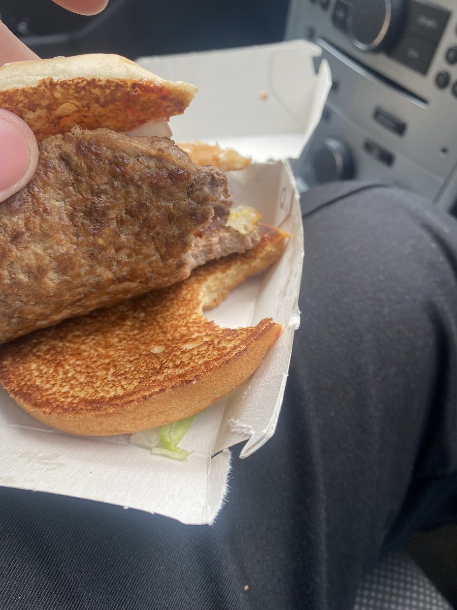 cwestonofficial's tweet photo. @McDonaldsUK funny looking Quarter Pounder with Cheese…. That doesn’t have any cheese … https://t.co/QhZLduz6JP