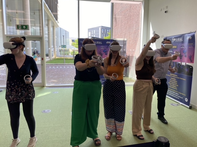 Digi_Northants's tweet photo. 🎩 Hats off (and headsets on) to everyone who got involved in the many #VR experiences at #MergedFutures4 on Friday

📸 @LucyCox46 @explawrence @vrtherapiesltd @kardisom @simoncox73 https://t.co/rqigUOtywG