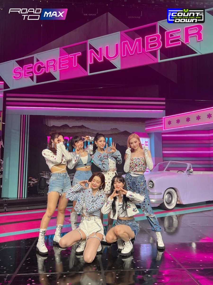 mnetplus's tweet photo. #SECRET_NUMBER MCD Behind-the-scenes! A little on-site spoiler😉 

MCD backstage, see you on MAX LOG tomorrow👋

MAX LOG EP 01 - 2022/06/21
MAX LOG EP 02 part 1 - 2022/06/24
MAX LOG EP 02 part 2 - 2022/06/25
MAX LOG EP 03 - 2022/06/27

#ROAD_TO_MAX @5ecretNumber https://t.co/h70YD3oIMZ