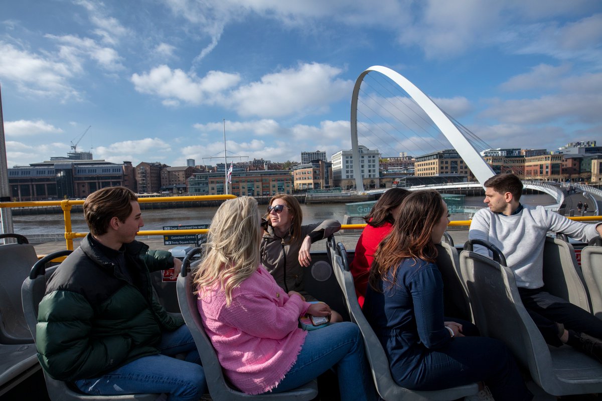 ToonTour's tweet photo. See the sights and delights of Newcastle and Gateshead from the top-deck of our open-top #ToonTour bus. 🚌

👉 https://t.co/YZlBWeArDa https://t.co/YdHoZSz4Wx