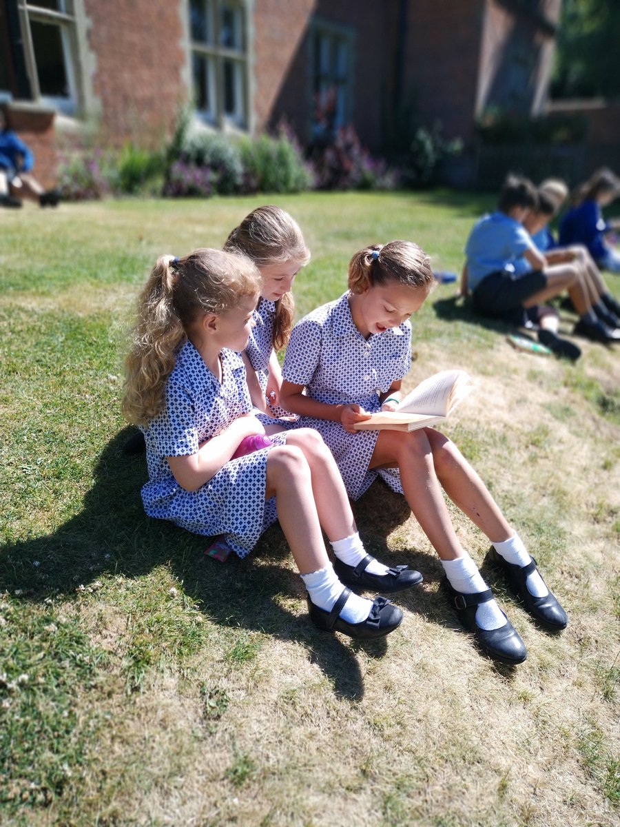 SVPS_News's tweet photo. Year 5 have been sharing stories with their Year 2 buddies as part of our move-up morning!
#Transition #EachCaresForAll https://t.co/MIagJCtVUZ