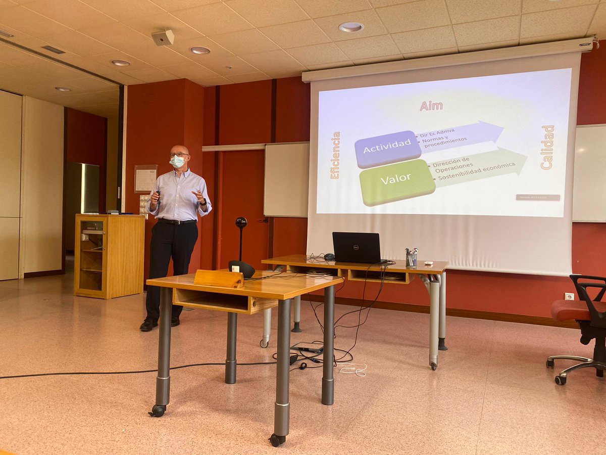 felipe_canadas's tweet photo. Defensa de trabajos #ProgramaDesarrolloDirectivo @EASPsalud Gracias por este encuentro. Aumentamos conocimientos, haremos trasferencia e impacto en nuestros centros. Además hay intangibles, nos hemos puesto cara y las sinergias entre centros serán aún mejor. Sois muy grandes https://t.co/jzSQ6oWFCi